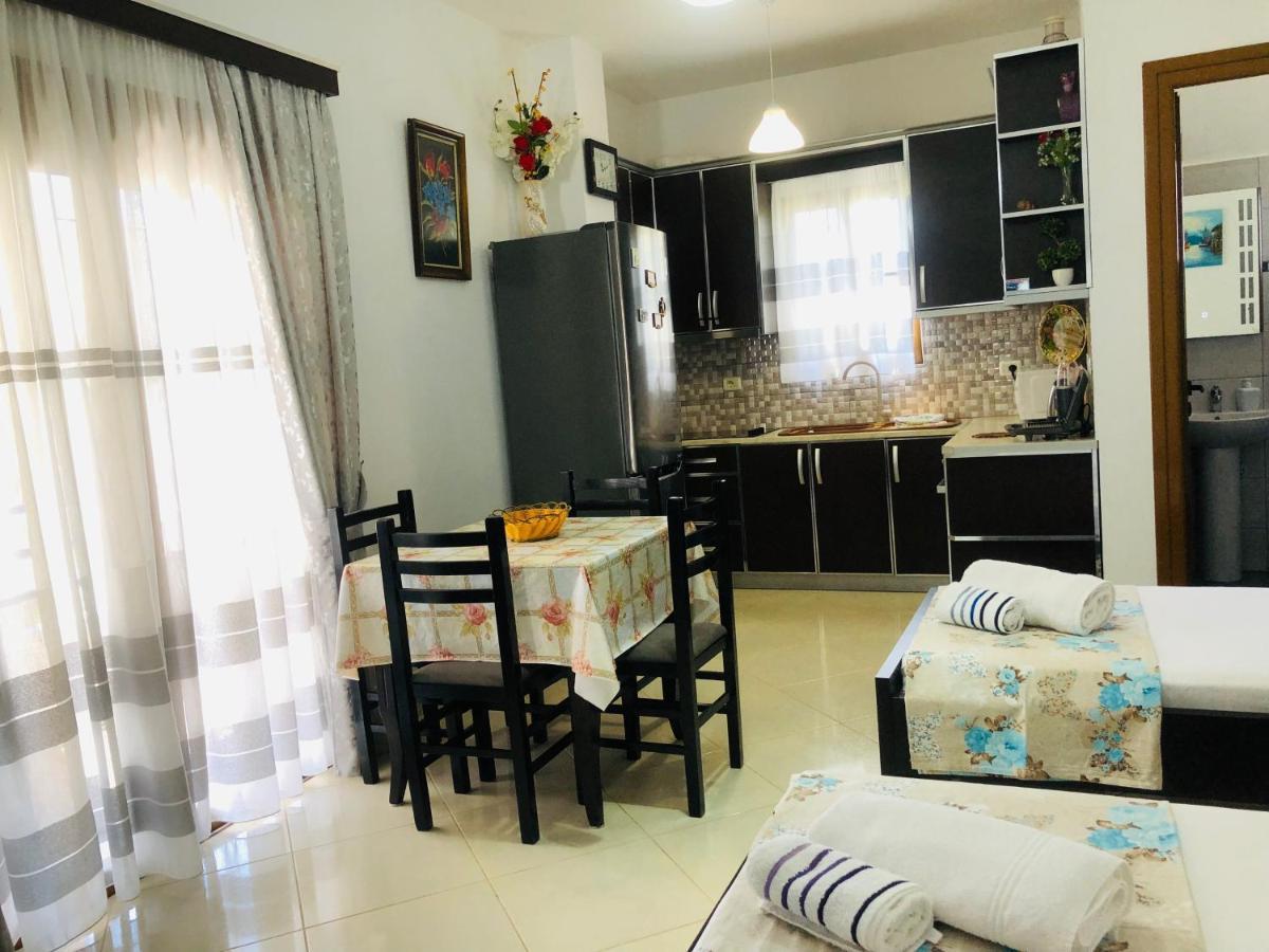 Guesthouse Jasmine Ксаміл Екстер'єр фото