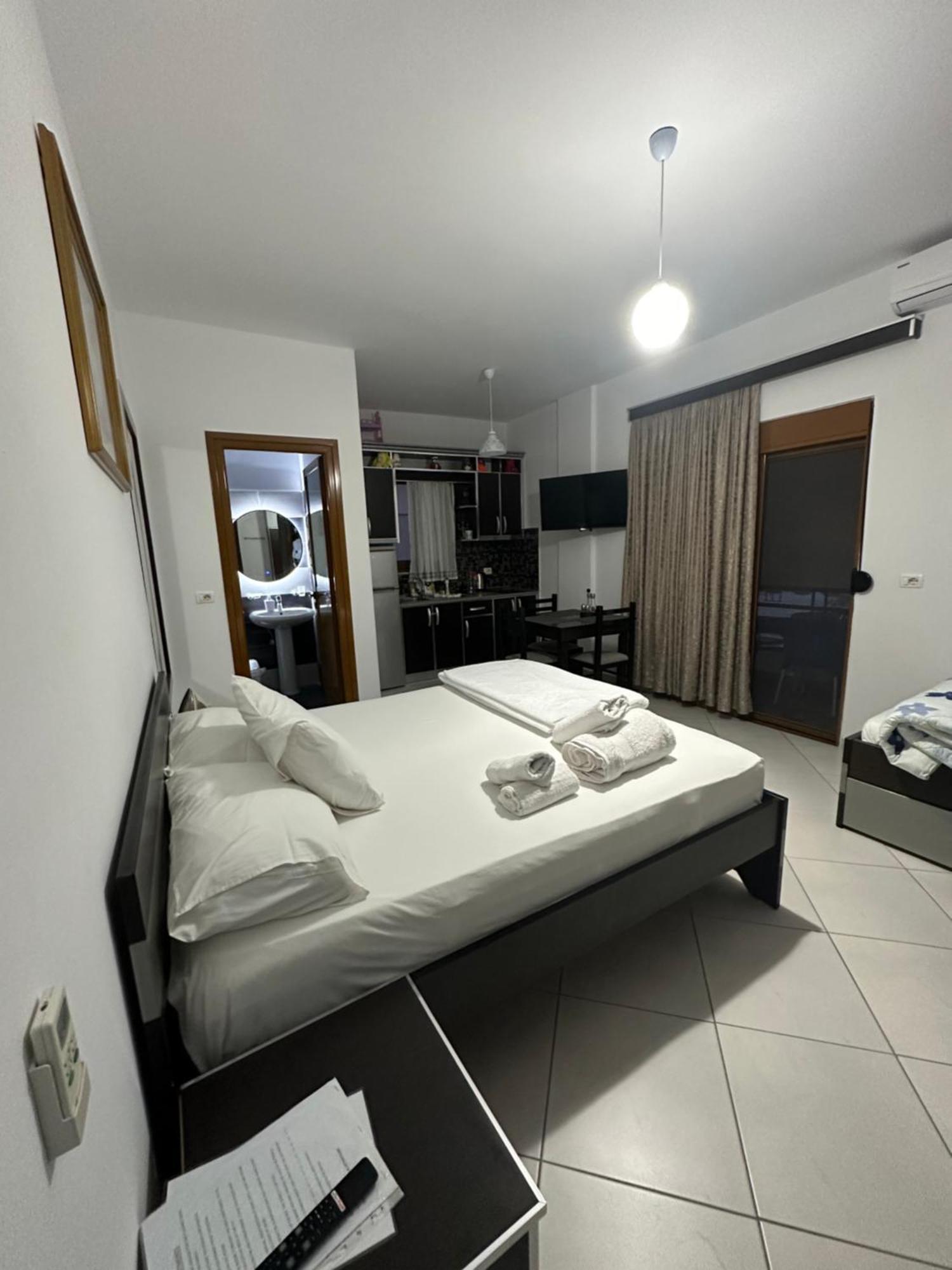 Guesthouse Jasmine Ксаміл Екстер'єр фото